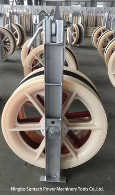 80kN OD 660mm Nylon Sheave Conductor Stringing Blocks dla linii przesyłowej