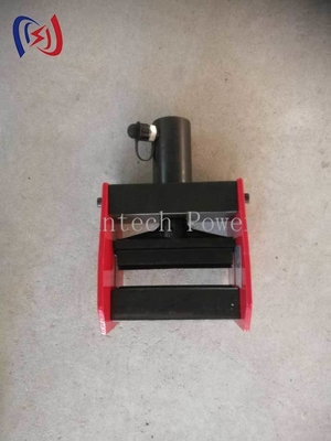 Hydrauliczna giętarka do szynoprzewodów CB-150D, siła 170 kN, wysokość 250-340 mm