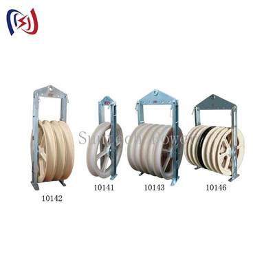 Blok do wciągania przewodów serii Heavy Duty 822 z promieniem gięcia R570 i wymiarami zewnętrznymi 760x120x480mm