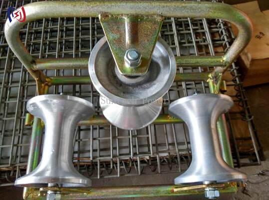 Profesjonalny trójkąt rolety rolety dla 90 stopni ochrony zgięcia z 10KN nominalnego obciążenia i konstrukcji odpornej na korozję