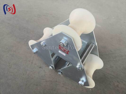 Profesjonalny 10-20KN Nominal Load Cable Pithead Roller z odporną na korozję trwałą konstrukcją z polietylenu do ochrony przed wejściem do korytarza