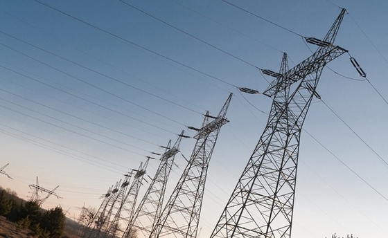 ASTM A123 ocynkowana wieża kątowa w linii przesyłowej