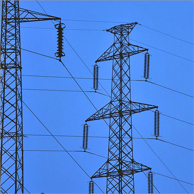 Wielokątna stożkowa wieża stalowa 220kv przechodząca przez rzekę