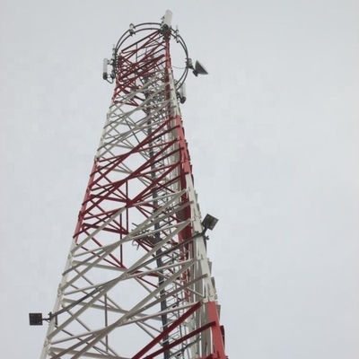 Kątowy maszt antenowy 100M Gsm i wsporniki Światło przeszkodowe dla lotnictwa