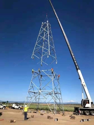 Elektryczna linia transmisyjna ze stali kratowej do projektu na miejscu