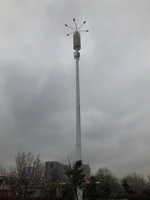 Telekomunikacyjna stalowa wieża monopolowa z cynkowaniem ogniowym