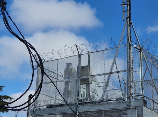 Ocynkowana ogniowo antena dachowa Maszt masztowy Stalowy słup Q235 Q345
